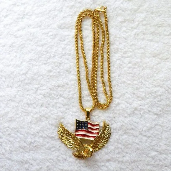 🇺🇸HOST PICK🇺🇲Gold American Flag Eagle Pendant Necklace NEW 3D 23" - Picture 4 of 9